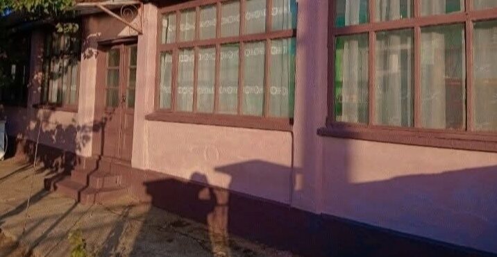 Arad, Felnac, se vinde casa + teren mare, la nici 2 minute de centru